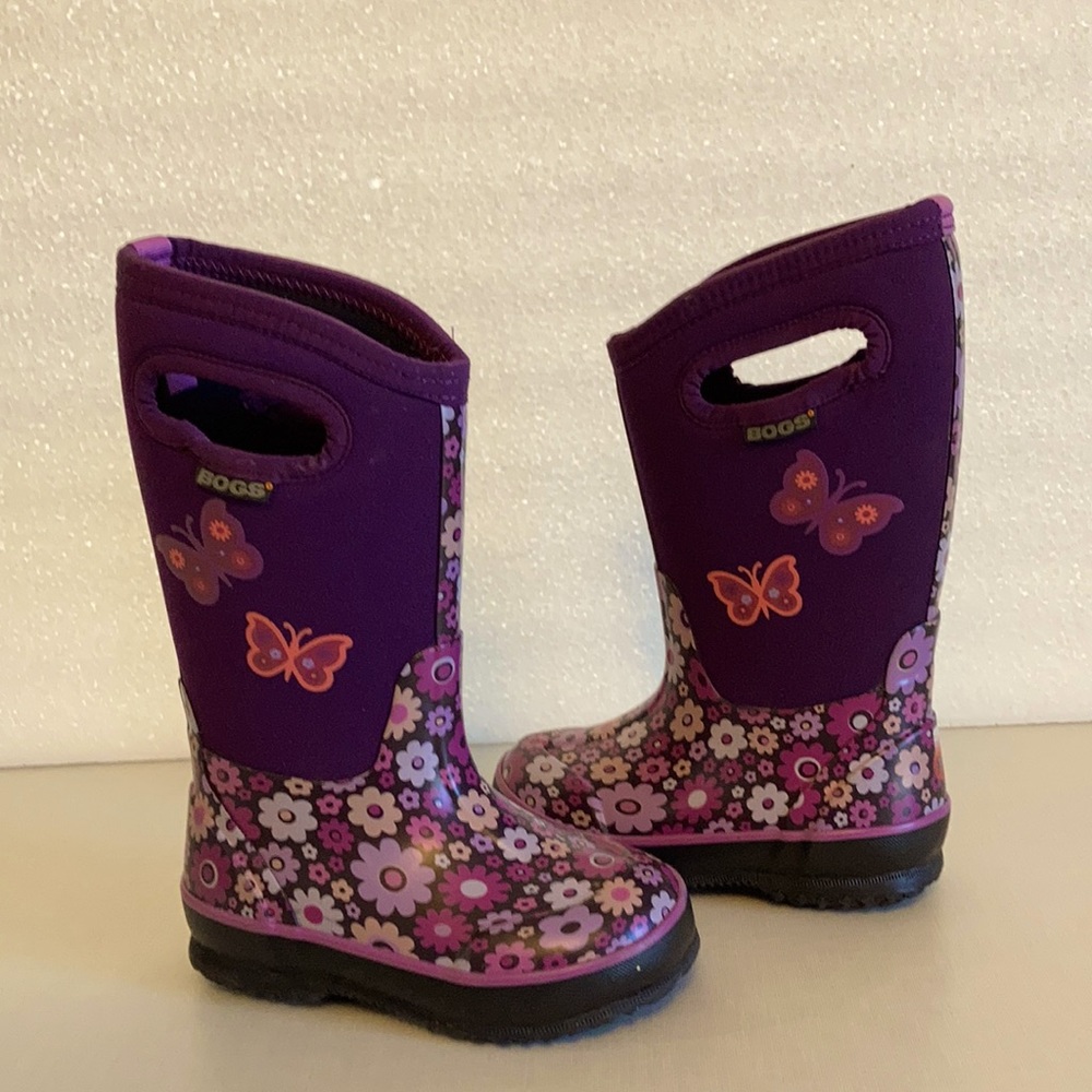 Bogs Waterproof Rain Boot -30 degrees Rated Purple Flowers Mid-Calf